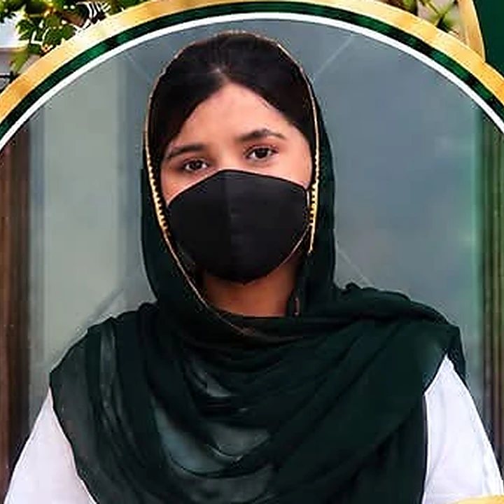 Maryam Sadiq, Chemistry Lab Attendant